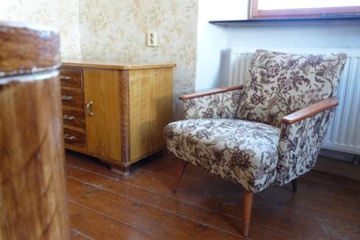 Wie in allen anderen Räumen scheint auch im Schlafzimmer von Erika und Dieter Herold die Zeit stehen geblieben zu sein.