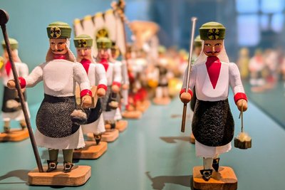 Die Figuren der Bergparade wurde über drei Jahrzehnte gesammelt.