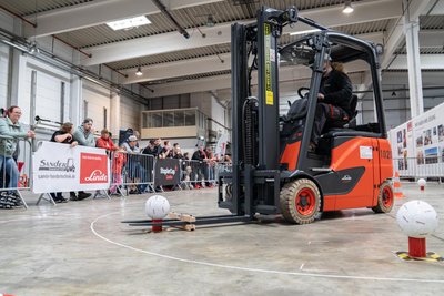 Am 14. Juni findet im Druckzentrum die letzte Runde vor dem Finale im Stapler-Cup statt. Dort treten Gabelstaplerfahrer in verschiedenen Disziplinen gegeneinander an.