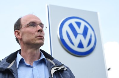 René Utoff, Betriebsratschef im Chemnitzer VW-Motorenwerk, kritisiert die Boni-Entscheidung der VW-Vorstandsmitglieder scharf.