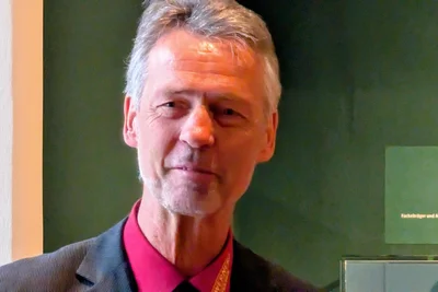 Siegfried Werner brachte die Bergparade für die Stiftung nach Freiberg.
