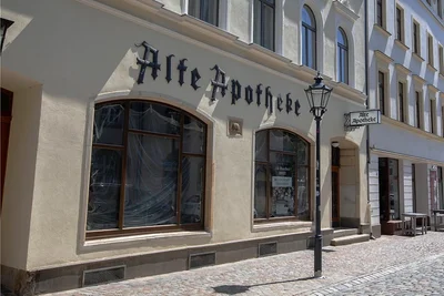 In Plauens früherer "Alten Apotheke" an der Herrenstraße soll eine Milchbar eröffnen. 