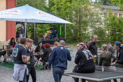Biergarten und Konzert hieß es am Wochenende in der Alten Brauerei.