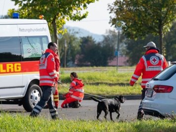 Zeitweise waren rund 800 Einsatzkräfte aus Bayern und Tschechien an der Suchaktion beteiligt.