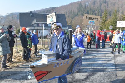Elbe-Dampfschifffahrt auf dem Trockenen. Geht auch.