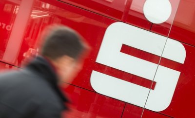 Die Erzgebirgssparkasse baut ihr Filialnetz um: Vier Standorte im Kreis sollen geschlossen, weitere verändert werden. 
