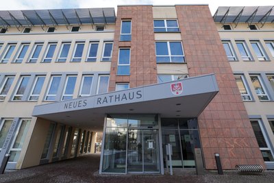 Das Neue Rathaus in Meerane verfügt seit wenigen Tagen über einen Online-Mängelmelder.