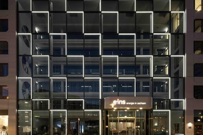 Zusammen mit dem Wechsel der Lichtfarbe sind viele Tausend Varianten möglich.