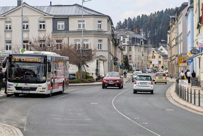 Zwar ist die B 95 in Ehrenfriedersdorf wieder befahrbar. Aber bald wird die Greifensteinstraße gesperrt. 
