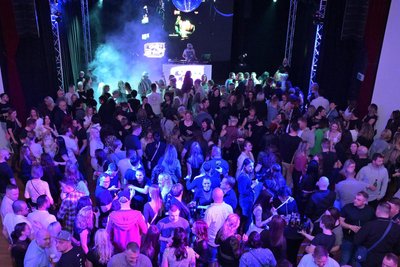 In Schneeberg wird am Samstag eine der beliebten Ü 30-Partys gefeiert.