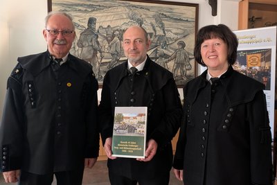 Uwe Nitschke, Heiko Götze und Katrin Fleischer (v.l.) stellen die Arbeit des Vereins vor.
