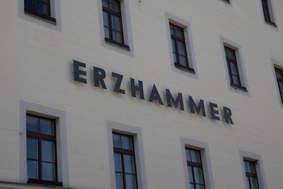 Die Veranstaltung im Erzhammer gilt als regionaler Höhepunkt im Jahr der Jüdischen Kultur 2026.