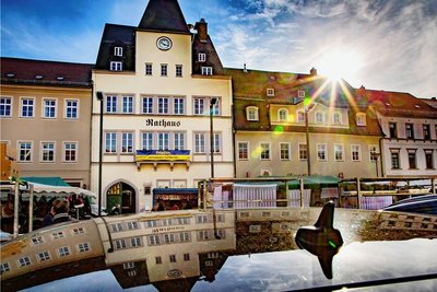 Auf dem Frankenberger Markt halten sich junge Leute laut einer neuen Befragung ebenfalls gern auf. 