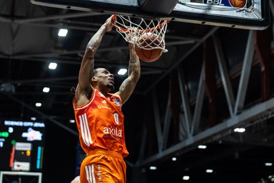 Kevin Yebo hatte schon nach den ersten zehn Minuten 12 Punkte aufgelegt. Am Ende gelang ihm ein Double-Double mit 19 Punkten und 13 Rebounds.