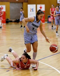Durchgesetzt: Die Luxemburgerin Joy Baum machte beim Sieg der Chemcats am Samstag gegen Rotenburg in der Schlussphase ganz entscheidende Punkt von der Freiwurflinie. 