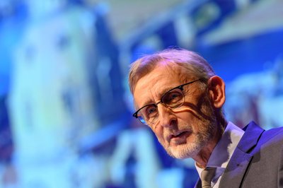 Innenminister Armin Schuster sieht Sachsen für die Asylsystem-Reform gerüstet. (Archivbild)