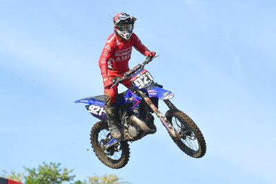 Bei seinem Debüt im Rahmen der Motocross-WM wollte Tim Engelmann hoch hinaus.