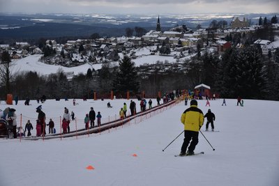Die Rodelpiste, der Zauberteppich und der Lift am Schießhausberg sind ab Freitag nutzbar.