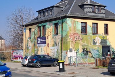 An der Heinrich-Heine-Straße in Glauchau steht das Jugendhaus H2, das von der Diakonie betrieben wird.