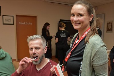Zu den rund 100 Teilnehmern der Aktion, die von Evelyn Mädler initiiert wurde, gehörte auch Karsten Arnold aus Freiberg.