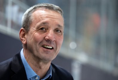 Pinguine-Trainer Thomas Popiesch ist zurück in der DEL. (Archivbild)