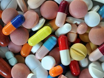  Verschiedene Pillen und Tabletten