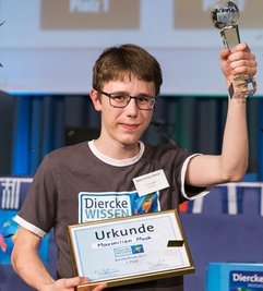  Kann es noch gar nicht richtigfassen: Maximilian Muck ist Deutschlands bester Erdkunde-Schüler. 