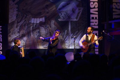 Im Jahr 2019 kürten Publikum und Jury haben übereinstimmend das Trio Wolski zum Sieger des Folkherbstes im Plauener Malzhaus. Dieses Jahr fällt der europäische Wettstreit coronabedingt aus.