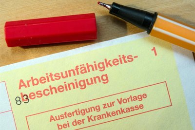 FDP-Chef und Bundesfinanzminister Christian Lindner will die Krankschreibung per Telefon wieder abschaffen. Die Ärzteschaft hält das für falsch.