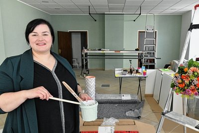 Gründerpreis-Gewinnerin Susann Buschmann richtet gegenwärtig ihre Hochzeitsboutique in der Weingasse, Ecke Herderstraße ein. Die Kleider von verschiedenen Brautmoden-Designern will sie zunächst anbieten. Das Geschäft führt sie zunächst im Nebenerwerb. 