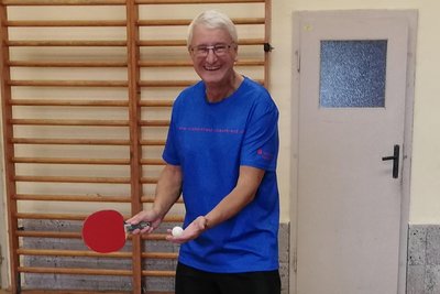 Siegmar Schmutzler hat Spaß an der Tischtennisplatte. Seine Gegner zumindest manchmal nicht.