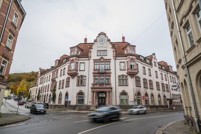 Wer zieht ins Auer Rathaus als OB? Klar ist: Es wird nicht erneut Heinrich Kohl sein, da er nicht mehr zur Wahl antreten kann.
