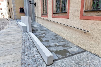 Der neue Eingangsbereich zum Stadt- und Bergbaumuseum Freiberg ist barrierefrei gestaltet.
