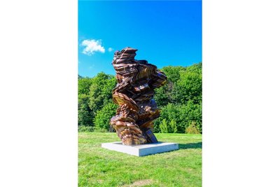 Skulptur "Stack" von Tony Cragg in Bad Schlema.