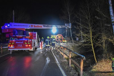 In der Nacht von Freitag zu Samstag ist ein Mann in Annaberg-Buchholz aus der Sehma gerettet worden.