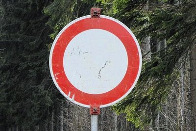 Bis 23. Juni ist die Staatsstraße 308 zwischen dem Abzweig DorfstraßeEichigt und dem Abzweig der S 309 in Richtung Bergen dicht.