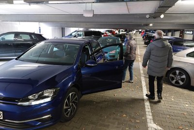 Die Schranke in der Plauener Stadt-Galerie blieb einige Minuten unten.