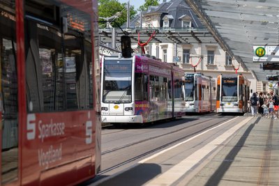 Rollen auch nächstes Jahr noch Straßenbahnen durch Plauen? Im Juni soll das Rettungspaket für das Betreiberunternehmen beschlossen werden.