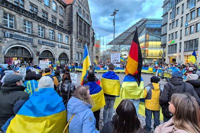 Ukrainer und Chemnitzer mahnen zu mehr Solidarität mit dem angegriffenen Land.