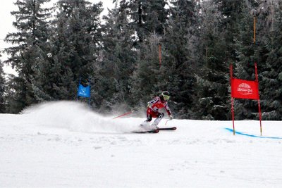 Das 41. Kegelbergrennen im Riesenslalom fand am Samstag auf der Vogtlandpiste in Erlbach statt.
