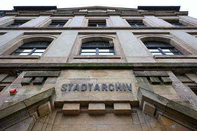 Der Eingang des Stadtarchivs Chemnitz.