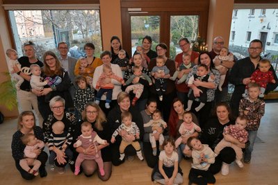 In Oelsnitz gab es jetzt die Babywillkommensfeier für die Neugeborenen des ersten Halbjahres 2024.