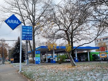 Diese Tankstelle wollte ein Mann anzünden. Das klappte allerdings nicht.
