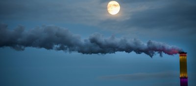 Bis mindestens nächstes Jahr wird im Heizkraftwerk Nord noch Kohle verfeuert. Steigt der Versorger Eins dann aus der Kohle aus, sollte sich die CO2-Bilanz der Stadt weiter verbessern. 