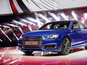Ein Audi S4, wie hier zus ehen, verschwand letzte Nacht in Chemnitz.