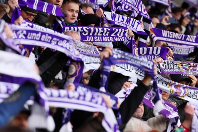 Ihr Lied im Auer Stadion? Das fänden „De Glikauf-Buum“ großartig.