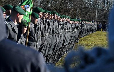 Diese Rekruten vom Marienberger Panzergrenadierbataillon 371 absolvieren derzeit in Frankenberg ihre Grundausbildung.