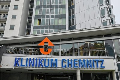 Das Klinikum Chemnitz reagiert auf Patientenkritik und richtet eine Teststelle ein.  Foto: Andreas Seidel/Archiv