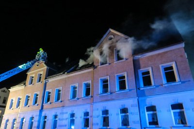 Drei Wohnungen sind durch ein Feuer in Lugau nicht mehr bewohnbar. 