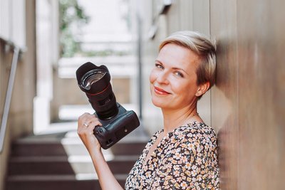 Susann Funke betreibt in Stollberg ein Fotostudio, findet natürliches Licht im Freien aber viel schöner.
